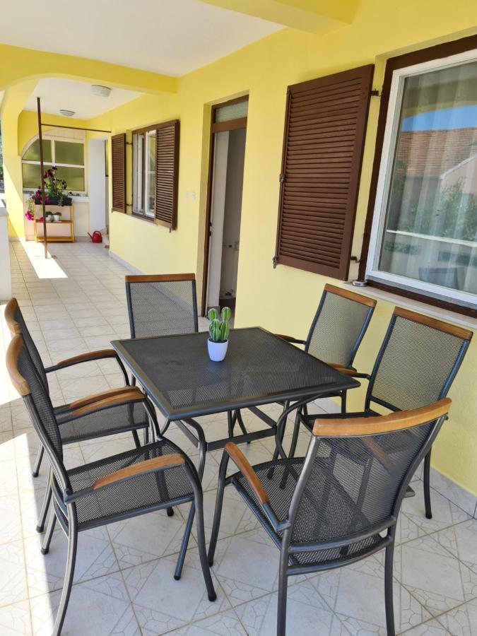 Apartments Ivana Zadar Bagian luar foto