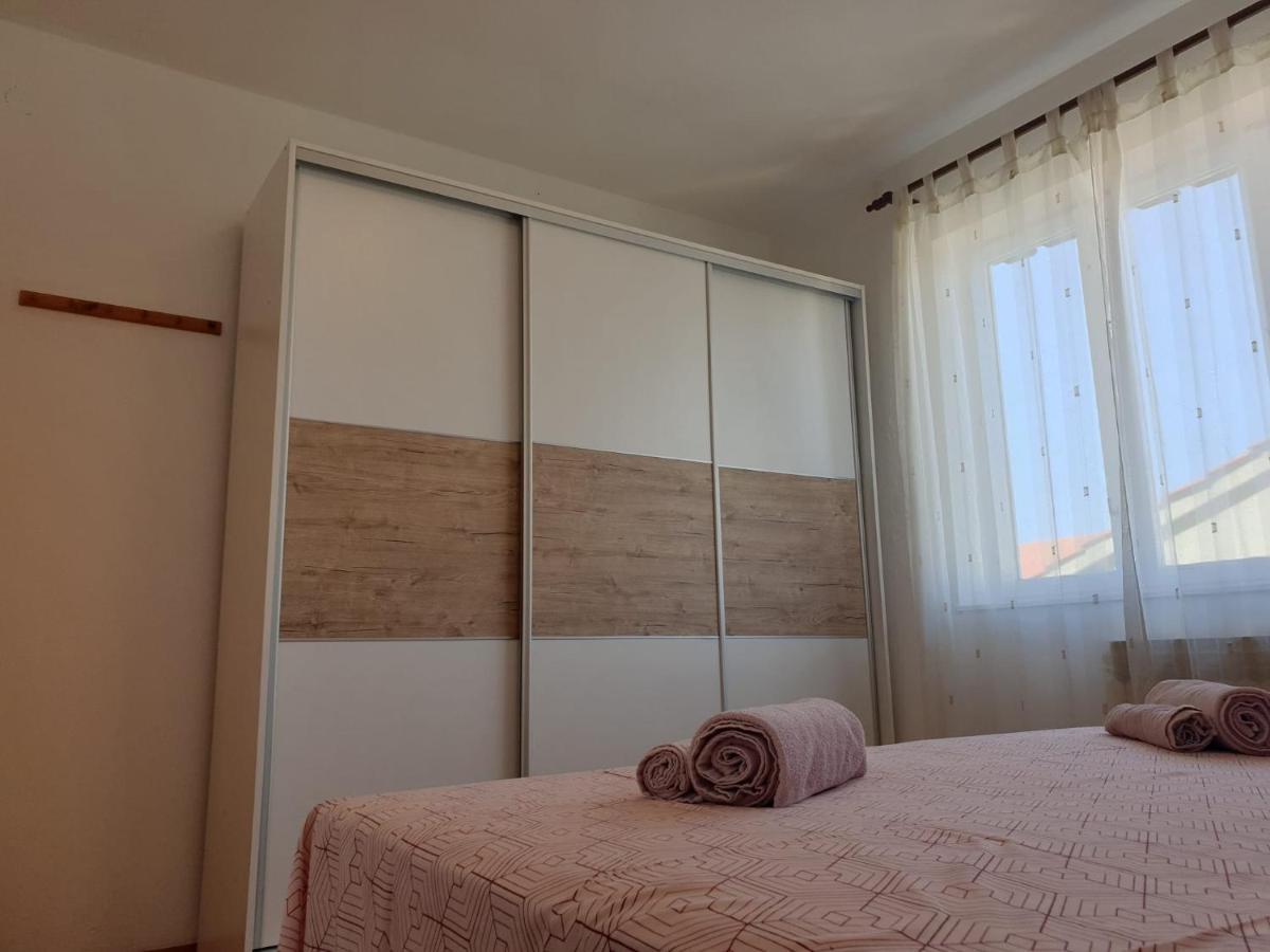 Apartments Ivana Zadar Bagian luar foto